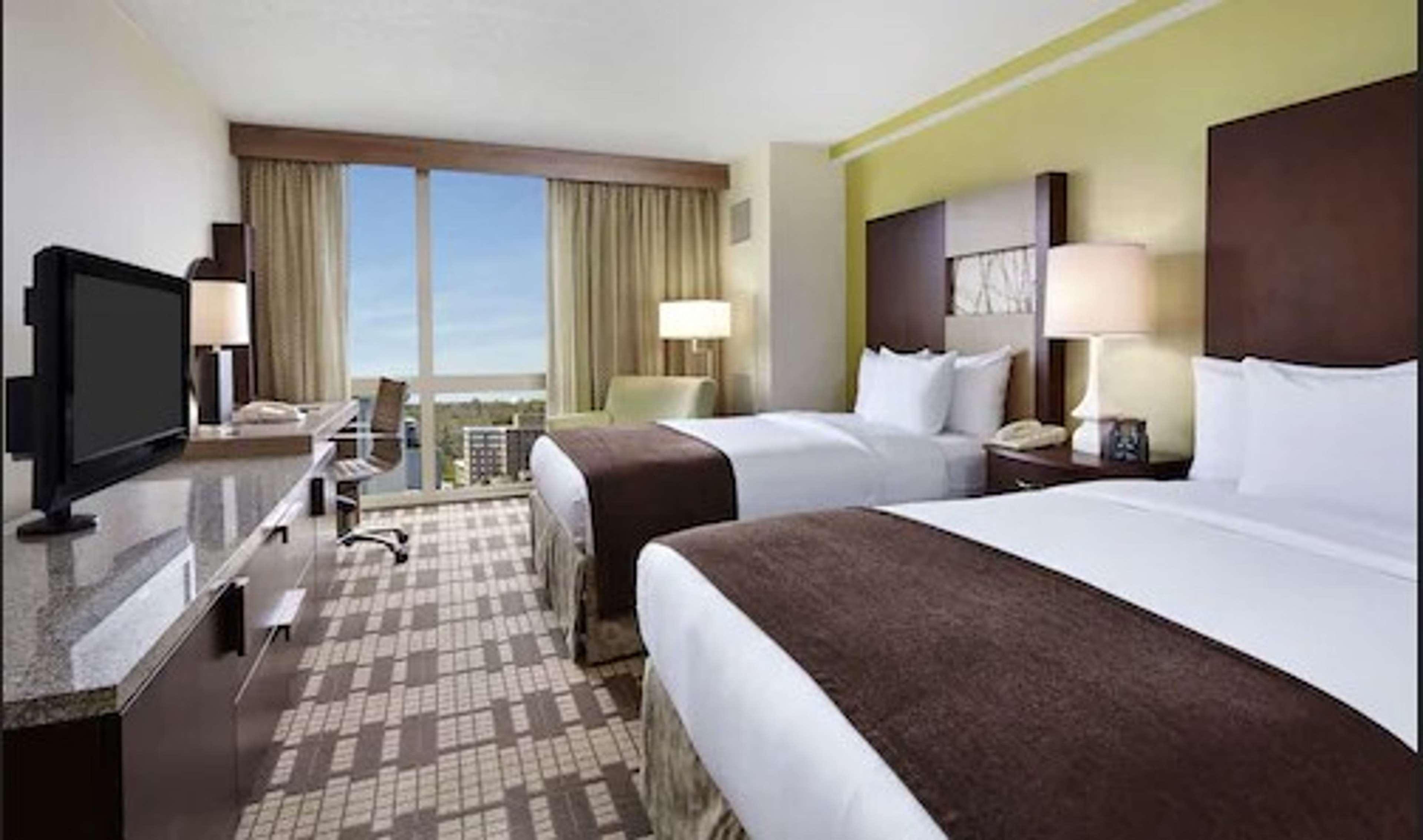 Hotel Silver Spring Esterno foto