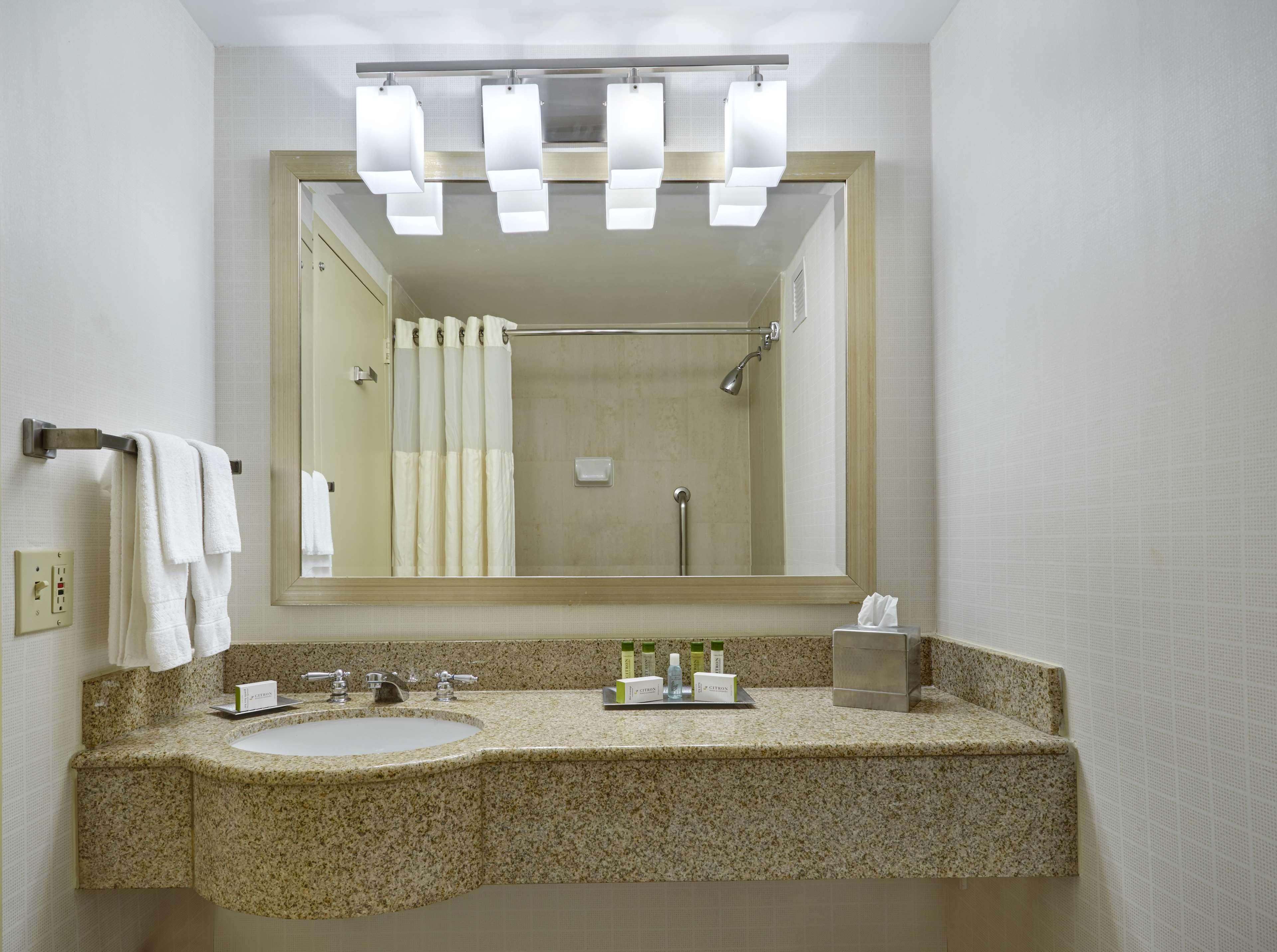 Hotel Silver Spring Esterno foto