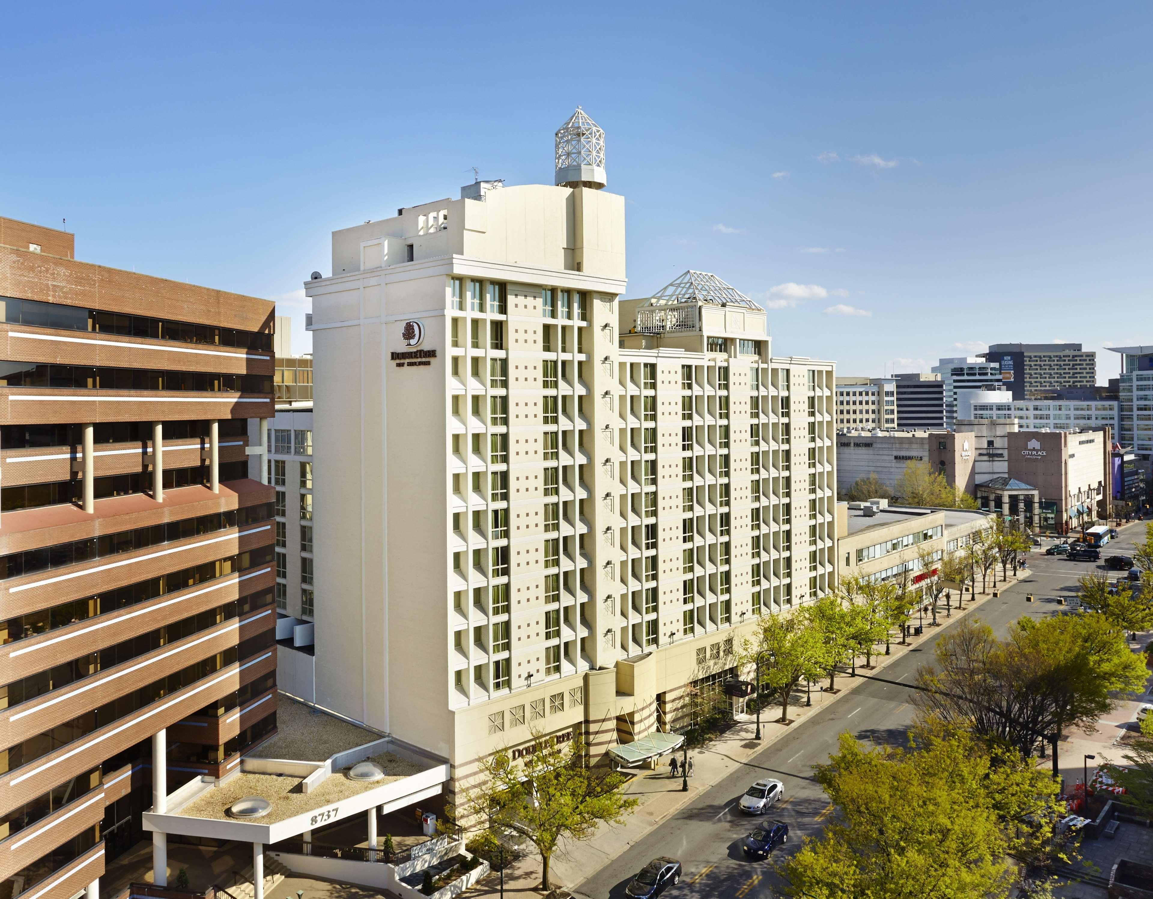 Hotel Silver Spring Esterno foto
